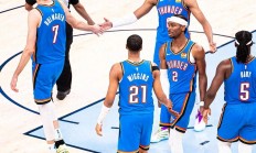 爱游戏教练-灰熊终结尼克斯连胜，强势归来