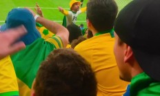 爱游戏官方登录入口-巴西队在比赛中大获全胜，赢得观众喝彩