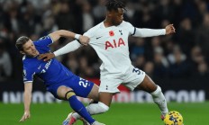 爱游戏娱乐-关于法兰克福球员红牌遭逐，导致球队失分惨败的信息