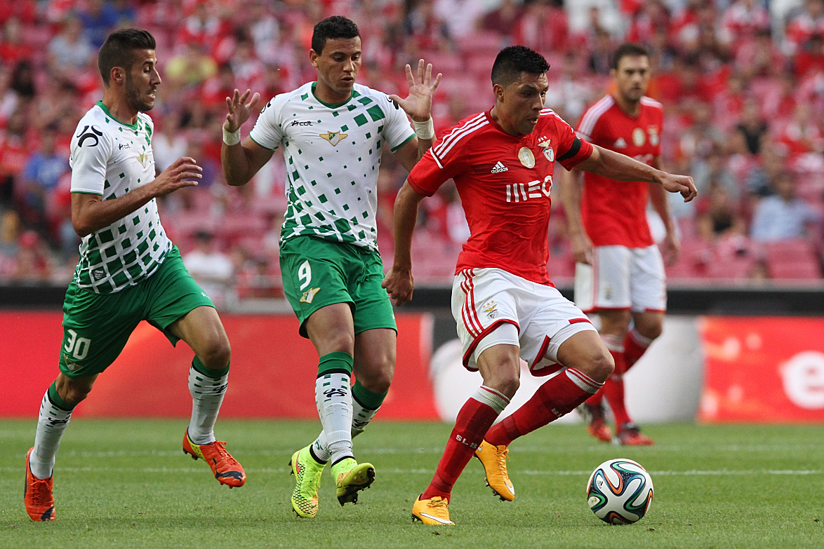 巴列卡诺迎战比利亚雷亚尔，展望胜利的简单介绍