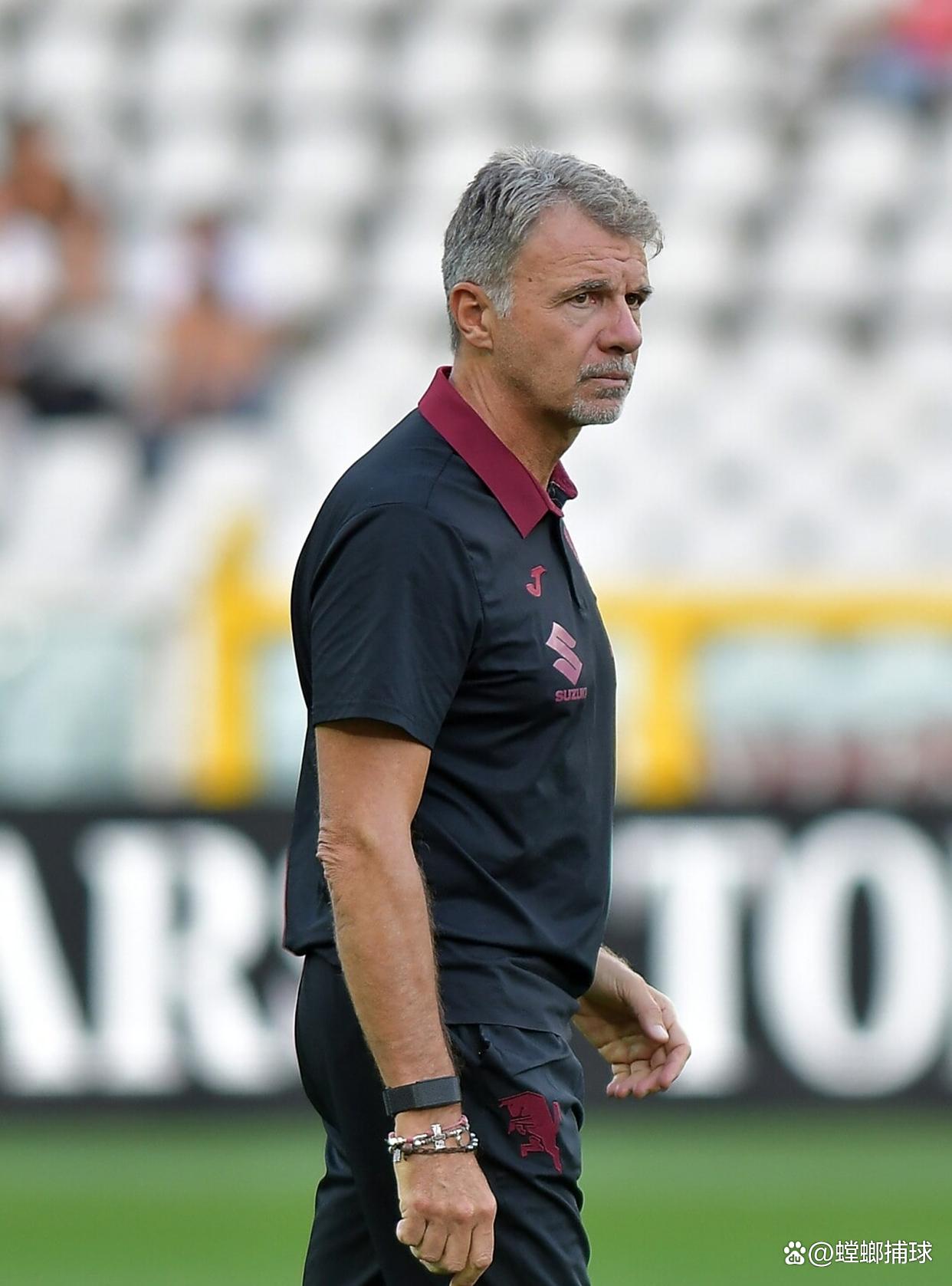 包含都灵后卫赛季表现出色,球队战绩持续攀升的词条 包含都灵后卫赛季表现出色,球队战绩持续攀升的词条