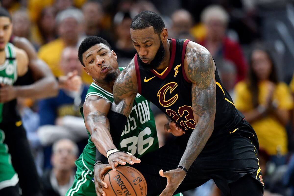 比斯利带队击败魔术取得抢七胜利