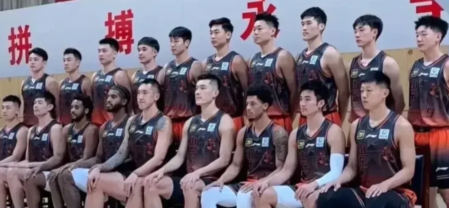 贵州队实力强劲，或成篮球联赛黑马的简单介绍